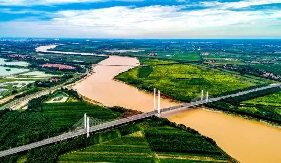 濱州市擬出讓地?zé)岬V業(yè)權(quán)32個 涵蓋供暖、溫泉洗浴、養(yǎng)殖3類應(yīng)用場景-地大熱能